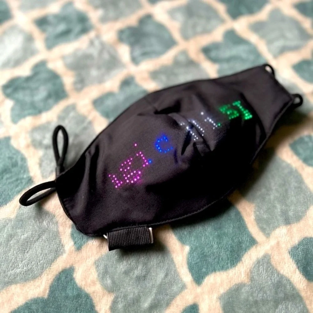 😷 LED Programmable Face Mask
